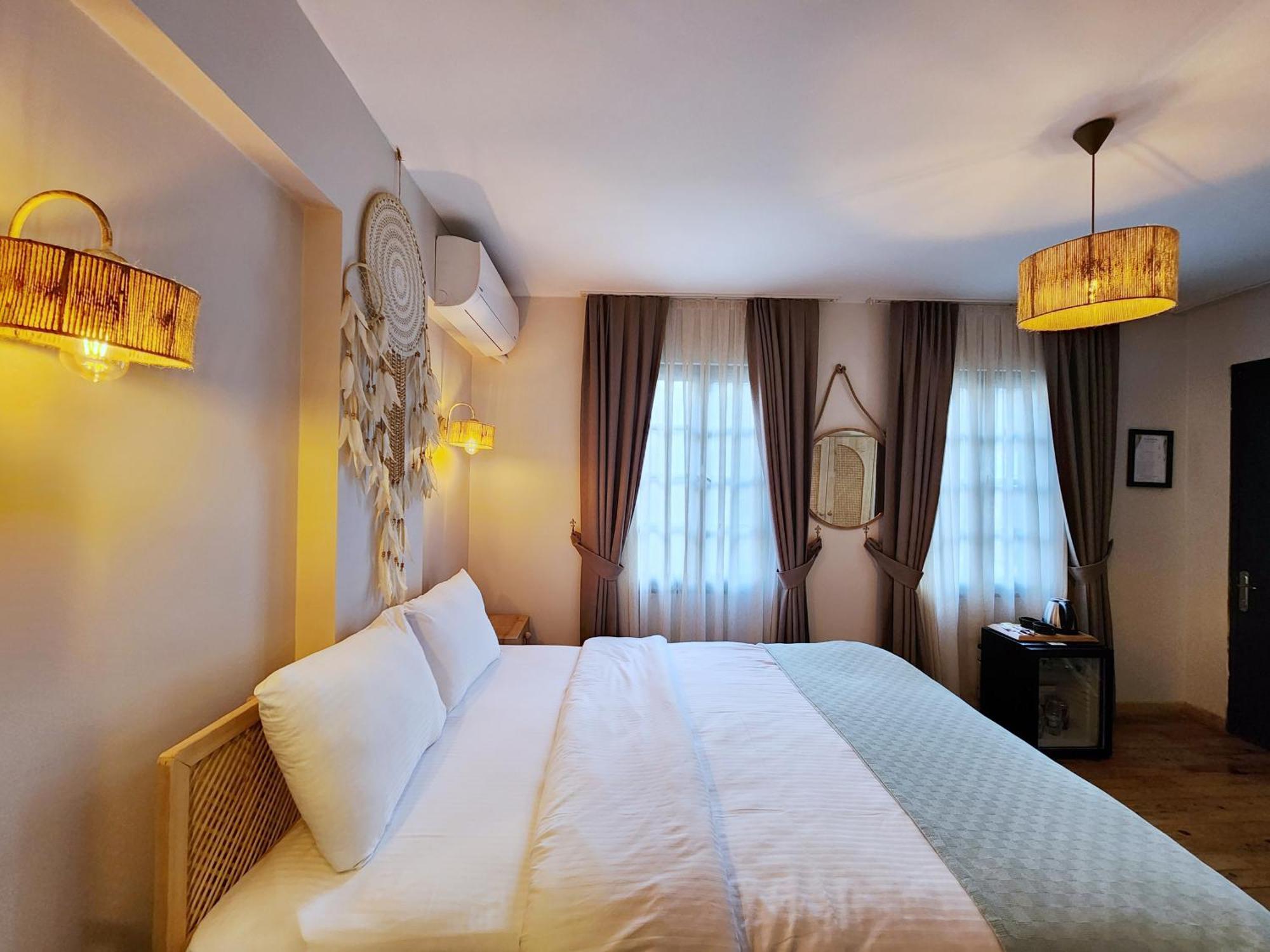 Aya Butik Otel Adalar Zewnętrze zdjęcie